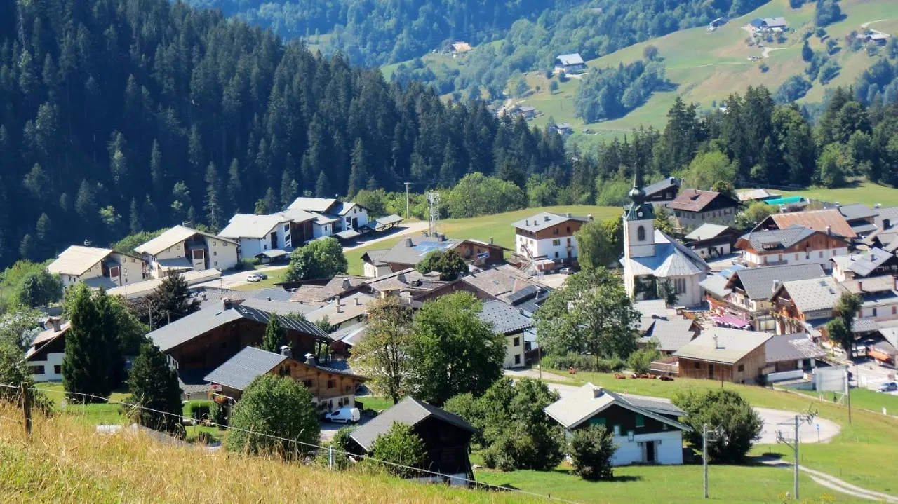 Appartement Confortable Avec Vue Sur La Montagne Notre-Dame-de-Bellecombe 0*,  France
